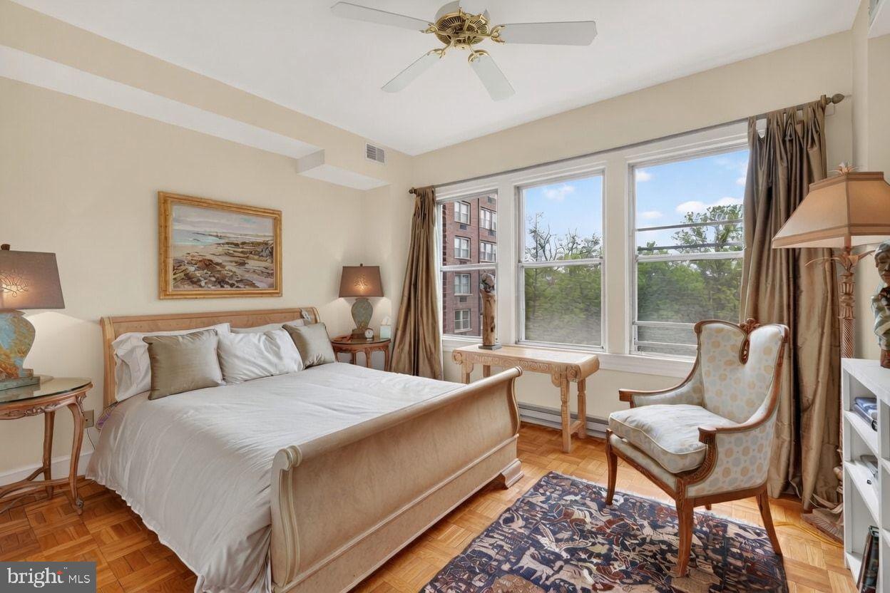 4000 NW CATHEDRAL AVENUE NW 229/239 B