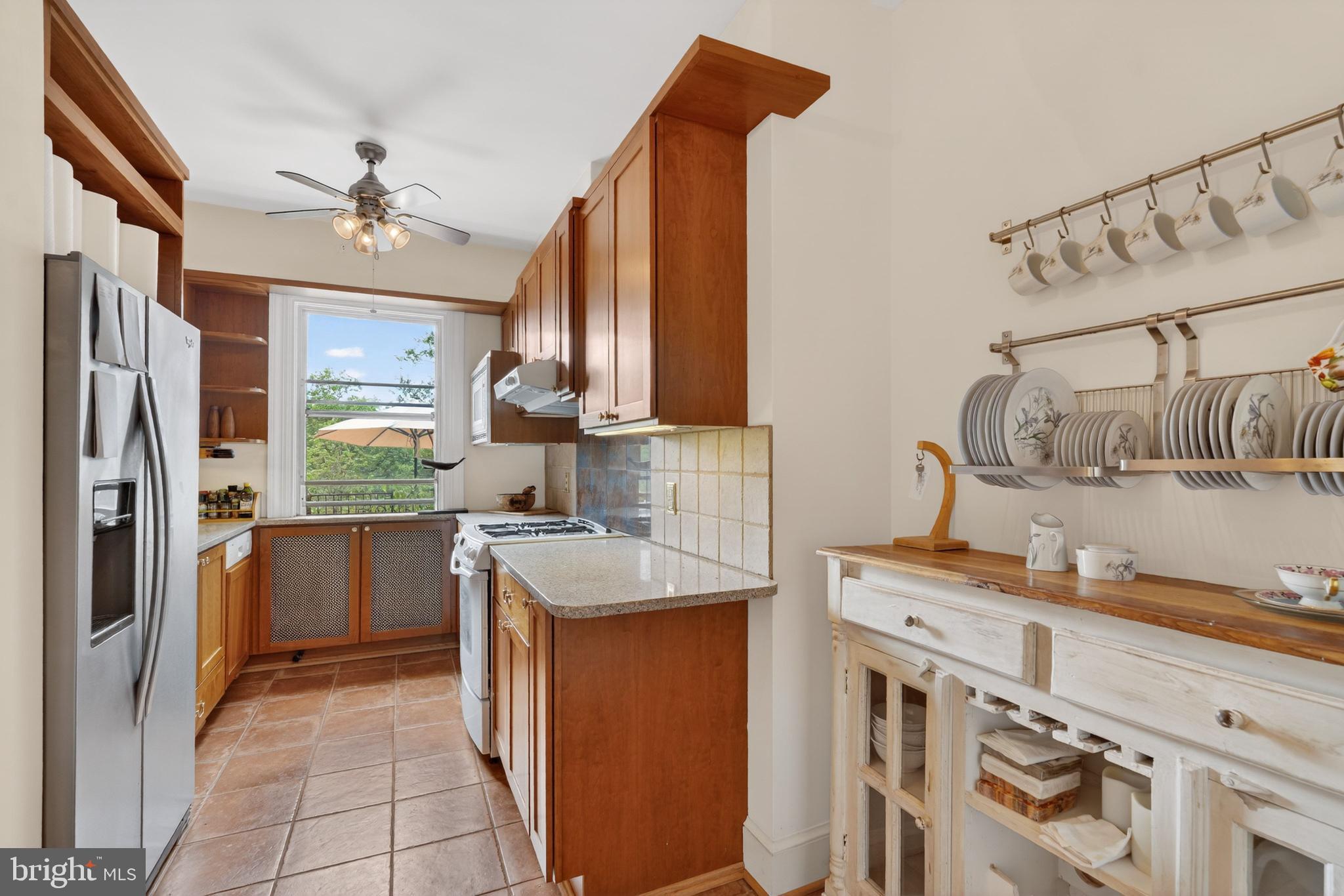 4000 NW CATHEDRAL AVENUE NW 229/239 B