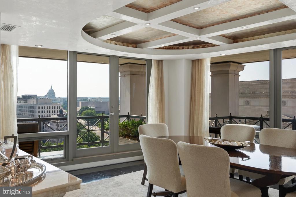 801 PENNSYLVANIA AVENUE NW Unit: 1218