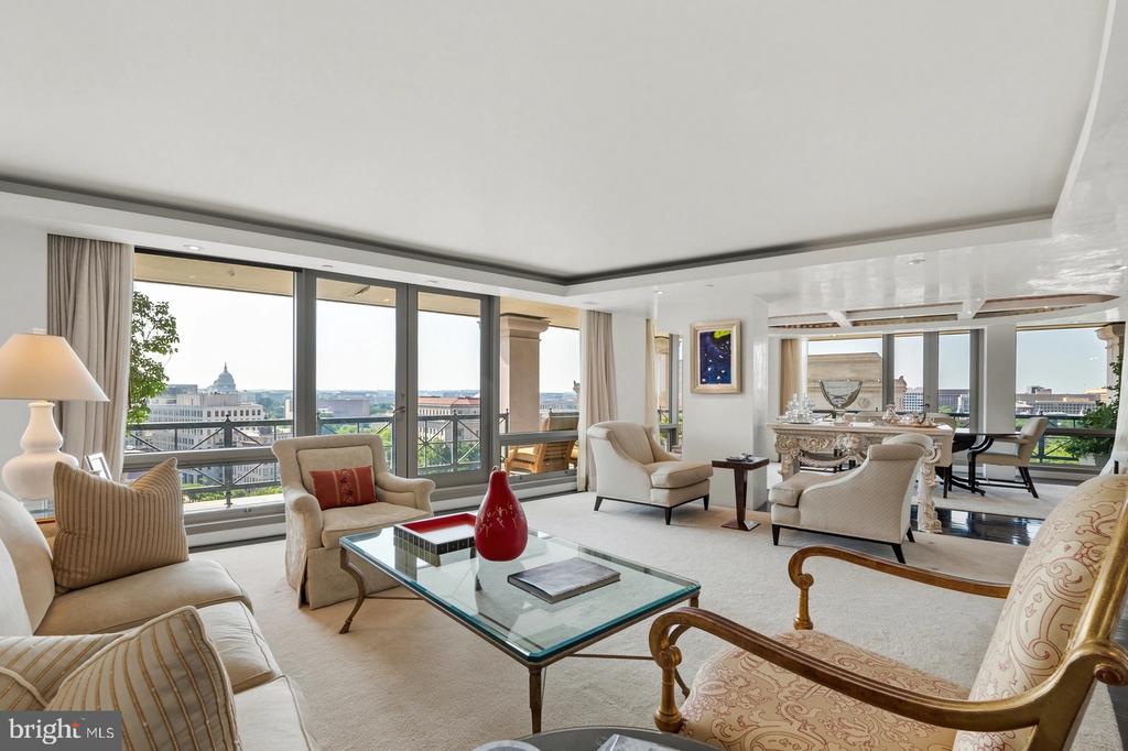 801 PENNSYLVANIA AVENUE NW Unit: 1218