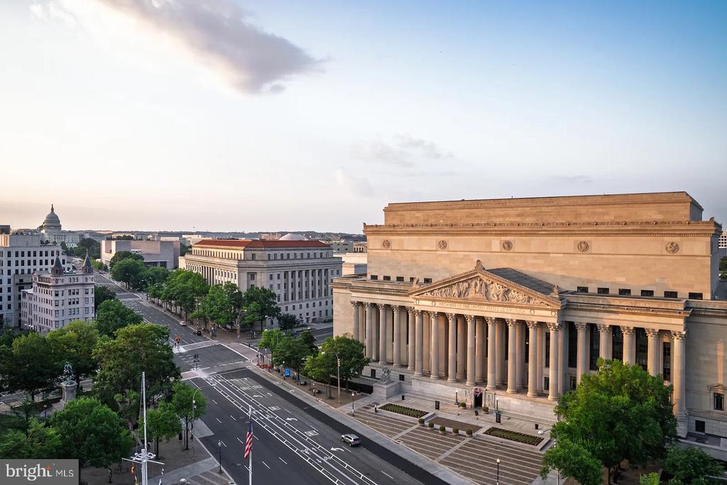 801 PENNSYLVANIA AVENUE NW Unit: 1218