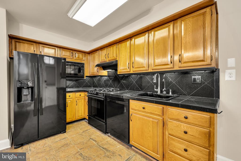 1824 S STREET NW Unit: 104
