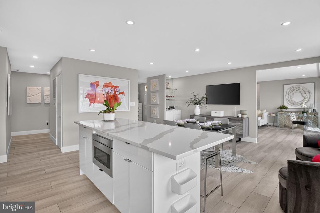 3101 NEW MEXICO AVENUE NW Unit: 1006