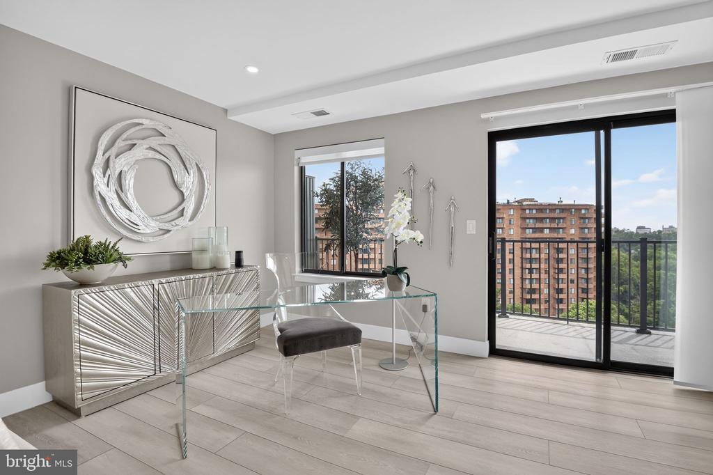 3101 NEW MEXICO AVENUE NW Unit: 1006