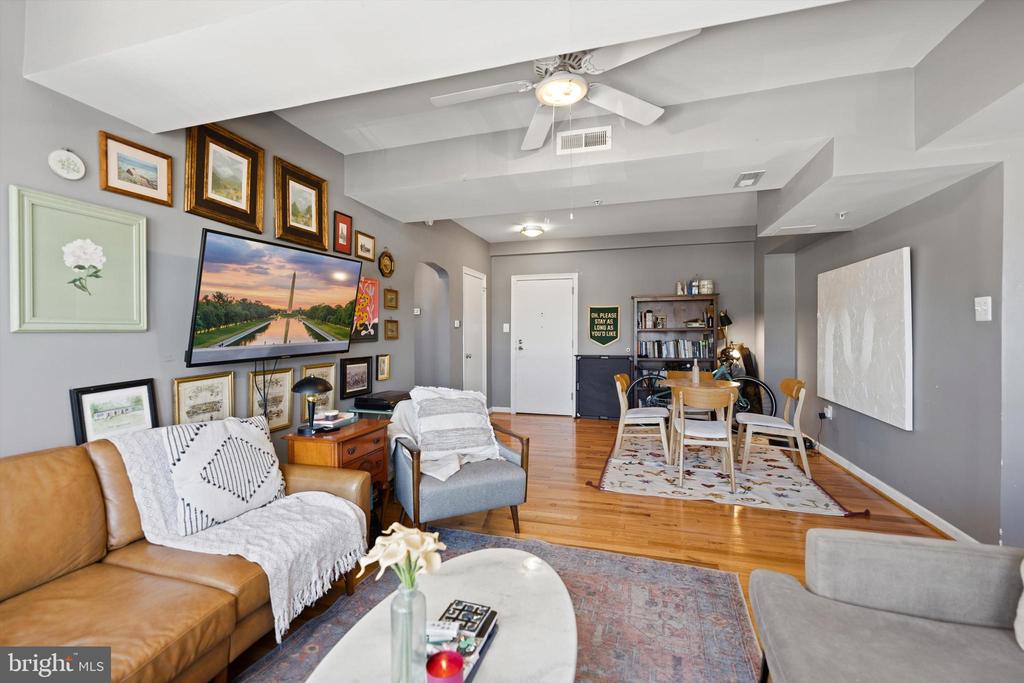 3900 14TH STREET NW 306