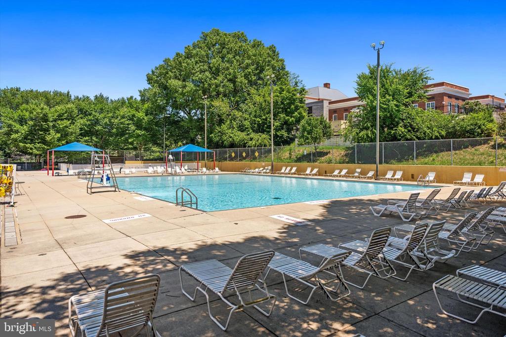 3900 14TH STREET NW 306