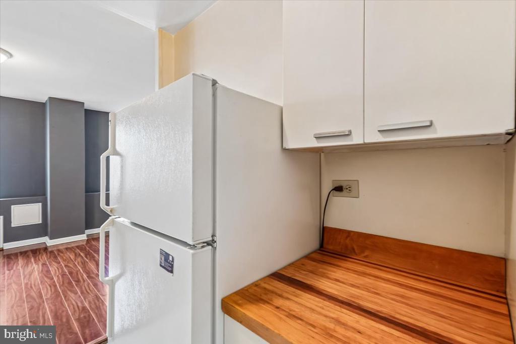 2475 VIRGINIA AVENUE NW Unit: 102