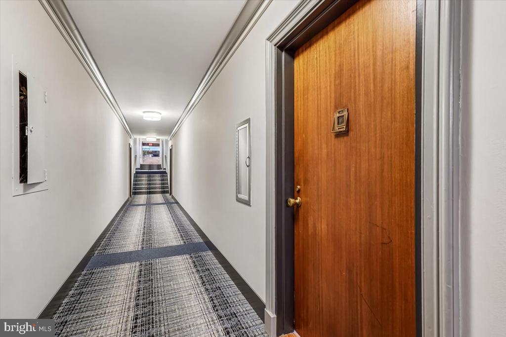 2475 VIRGINIA AVENUE NW Unit: 102