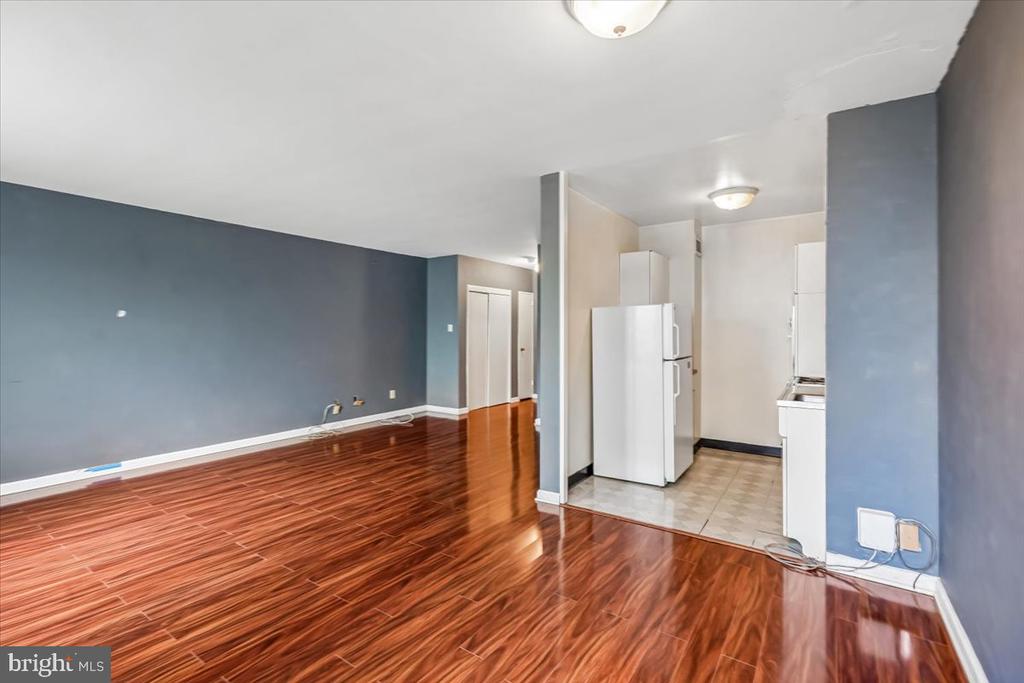 2475 VIRGINIA AVENUE NW Unit: 102