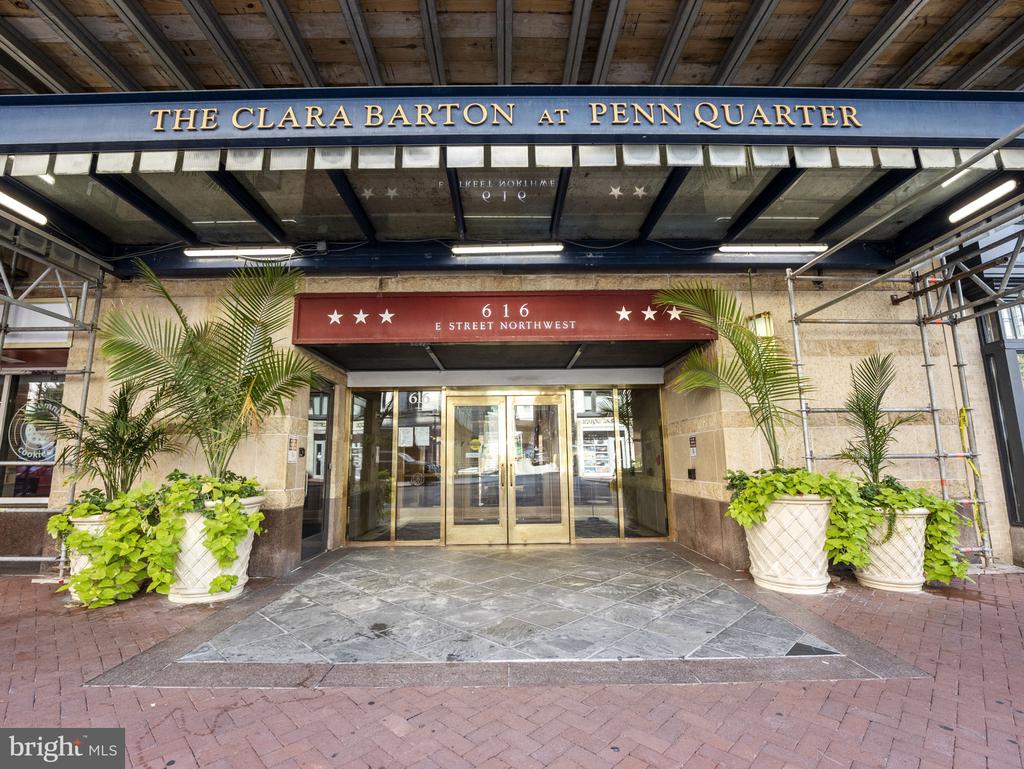 616 E E STREET NW Unit: 407