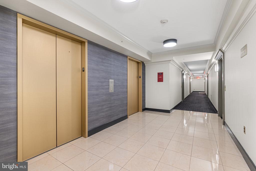 616 E E STREET NW Unit: 407