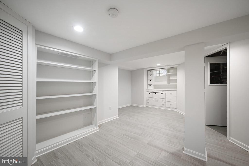 3216 KLINGLE ROAD NW