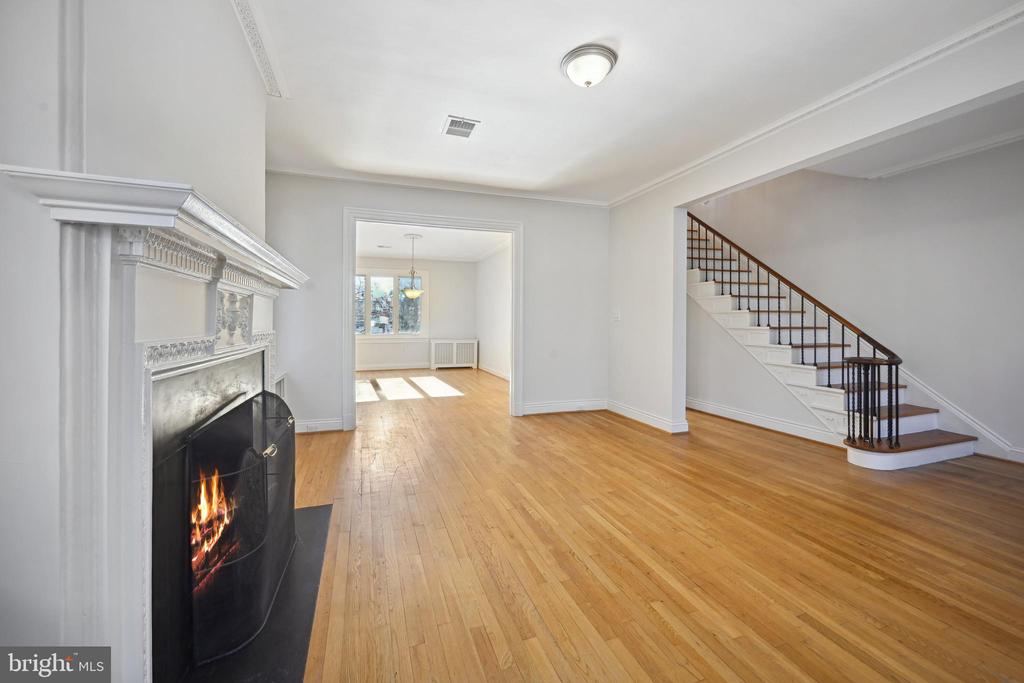 3216 KLINGLE ROAD NW
