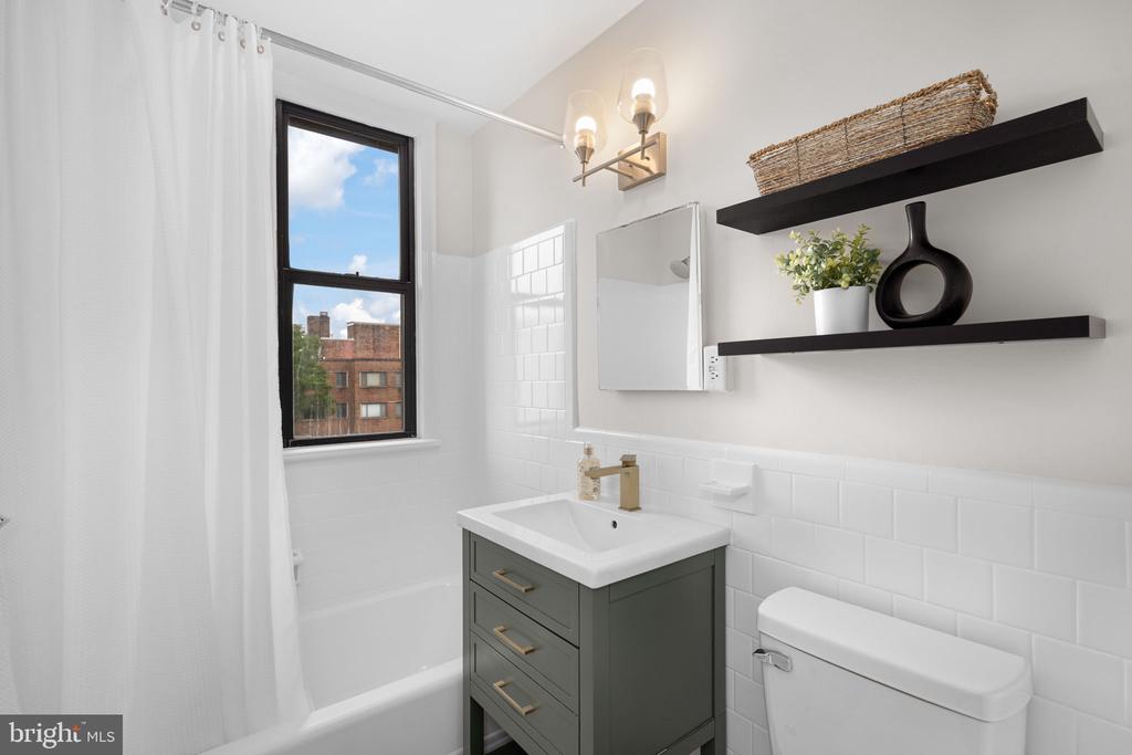 2515 K STREET NW Unit: 705
