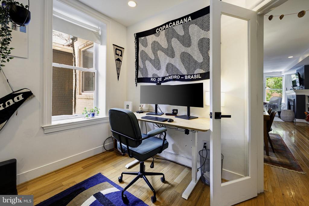 1413 5TH STREET NW Unit: 200