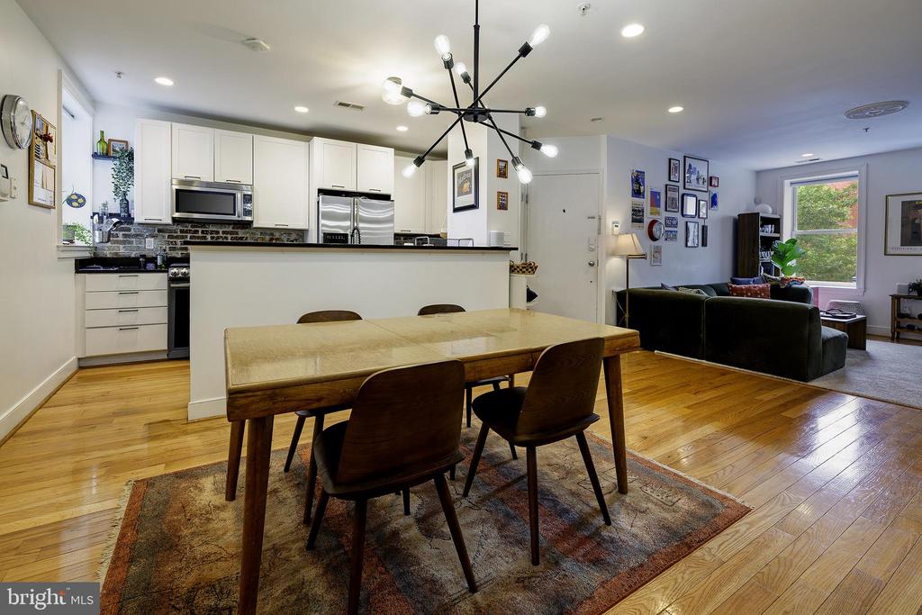 1413 5TH STREET NW Unit: 200