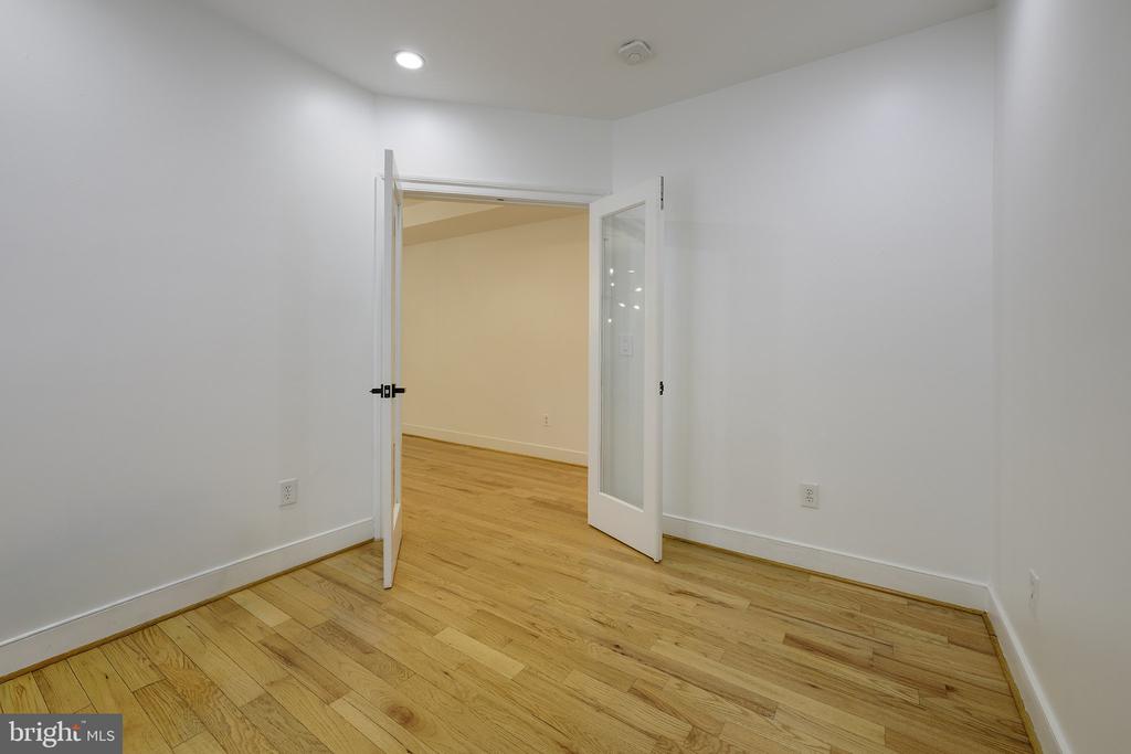 1413 5TH STREET NW Unit: 200