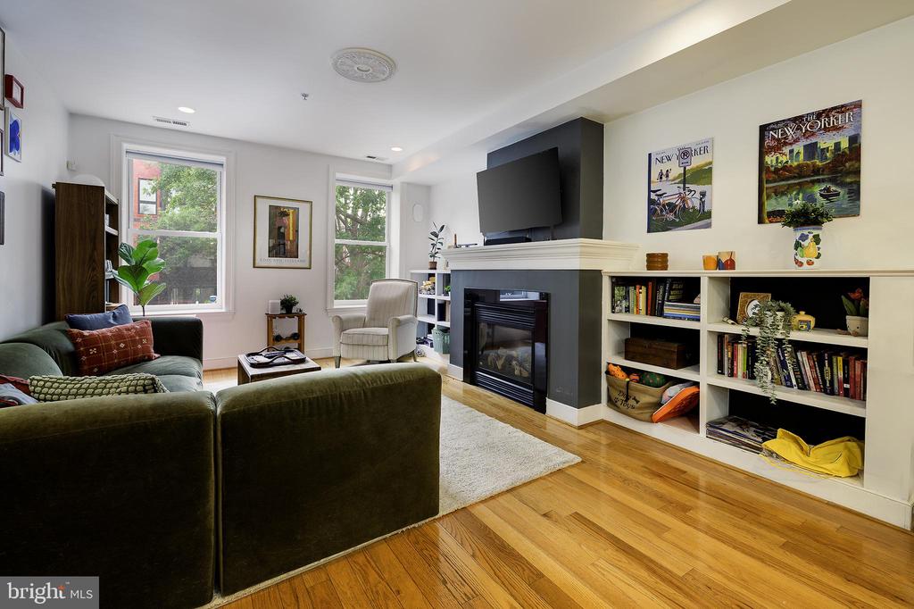 1413 5TH STREET NW Unit: 200
