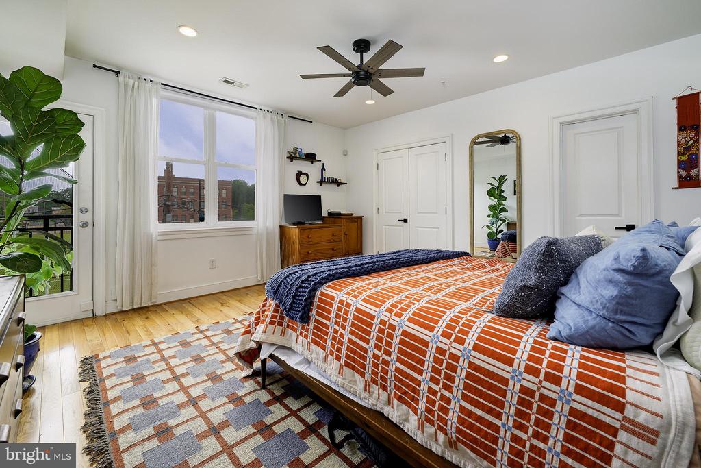 1413 5TH STREET NW Unit: 200