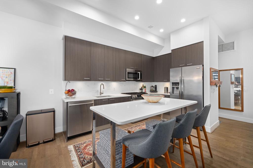 525 WATER STREET SW Unit: 431