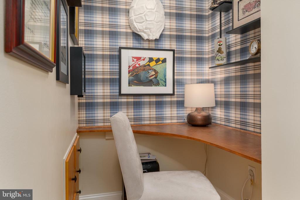 700 NEW HAMPSHIRE AVENUE NW Unit: 703