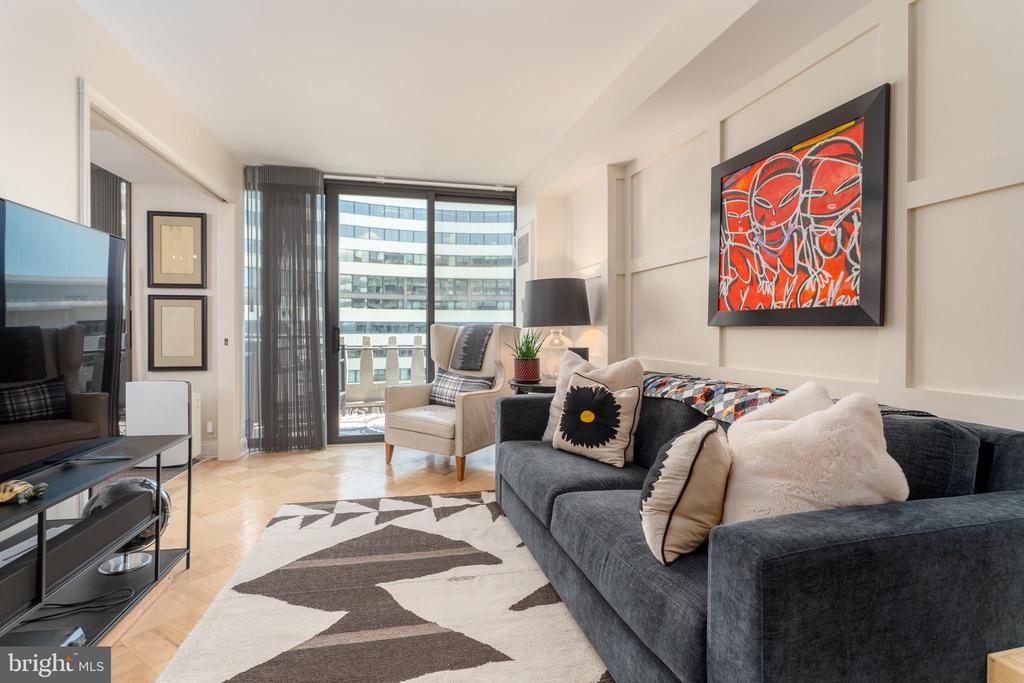 700 NEW HAMPSHIRE AVENUE NW Unit: 703