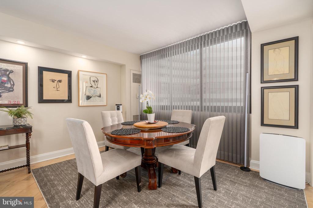 700 NEW HAMPSHIRE AVENUE NW Unit: 703