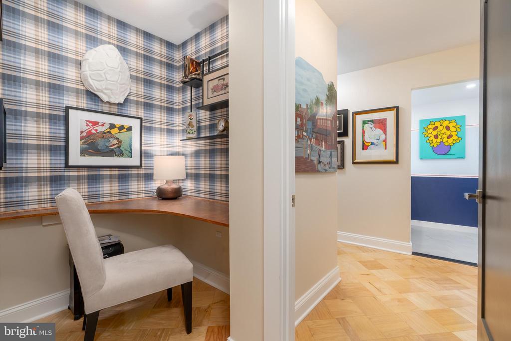 700 NEW HAMPSHIRE AVENUE NW Unit: 703