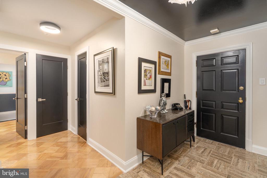 700 NEW HAMPSHIRE AVENUE NW Unit: 703