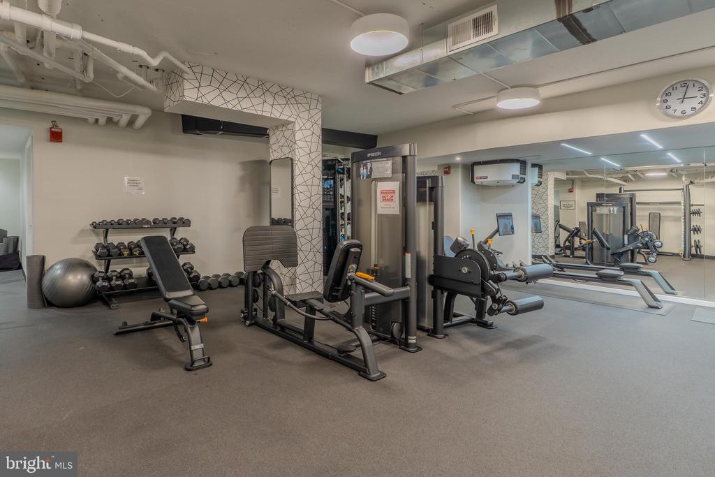 700 NEW HAMPSHIRE AVENUE NW Unit: 703