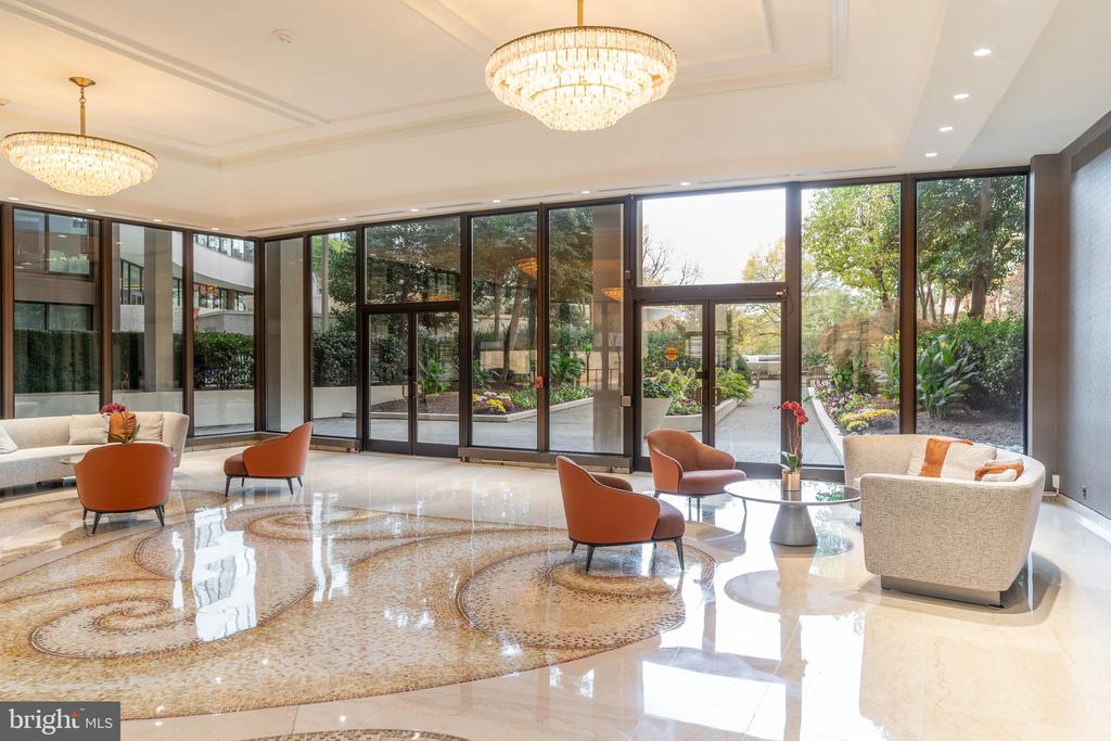 700 NEW HAMPSHIRE AVENUE NW Unit: 703