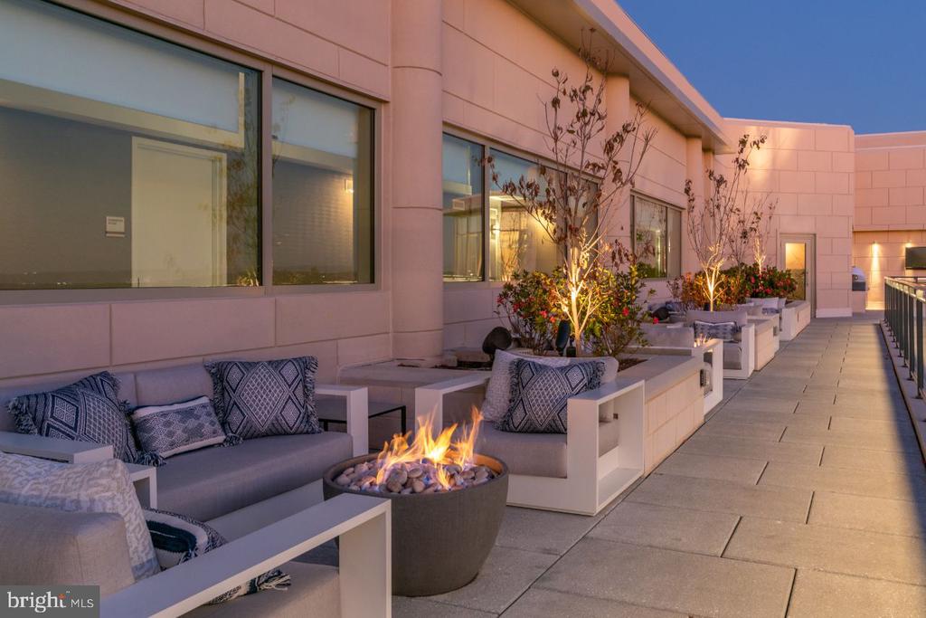 1331 MARYLAND AVENUE SW Unit: 902