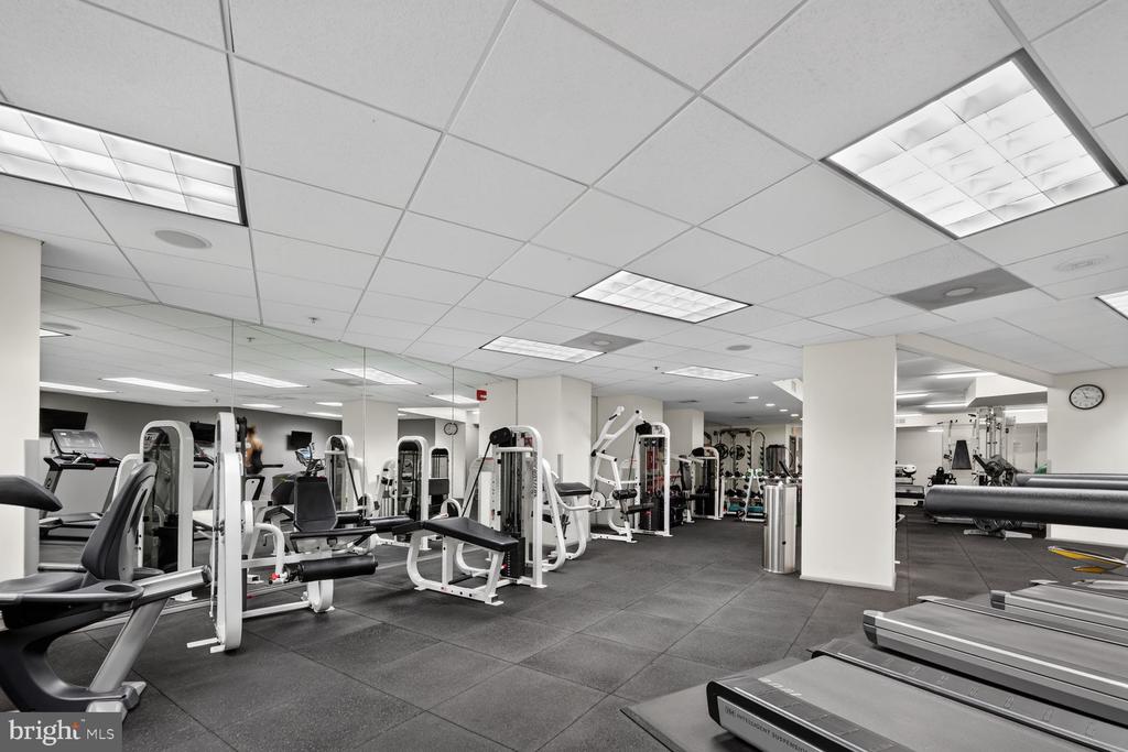 400 MASSACHUSETTS AVENUE NW Unit: 711