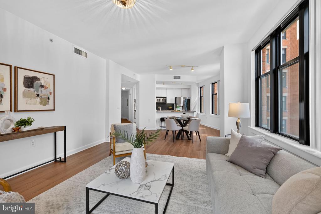 400 MASSACHUSETTS AVENUE NW Unit: 711