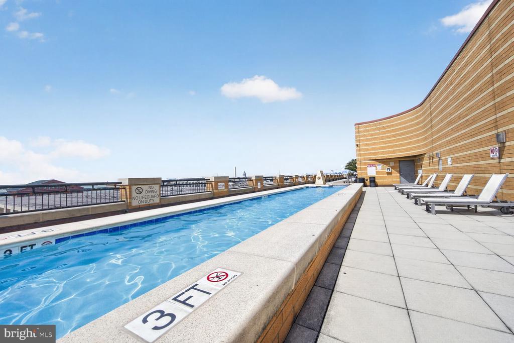 400 MASSACHUSETTS AVENUE NW Unit: 711