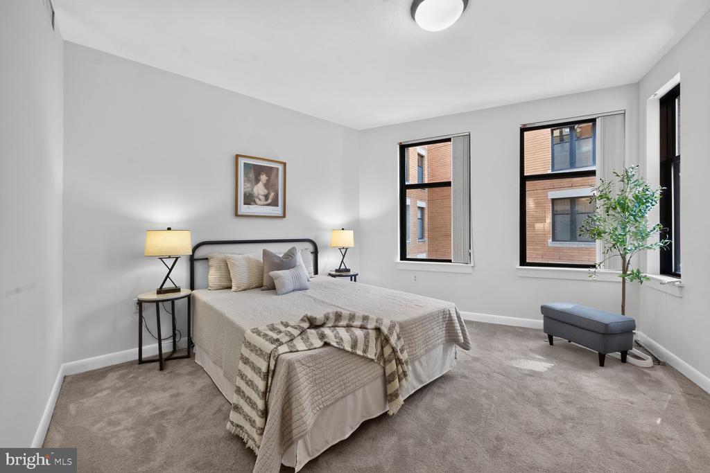 400 MASSACHUSETTS AVENUE NW Unit: 711