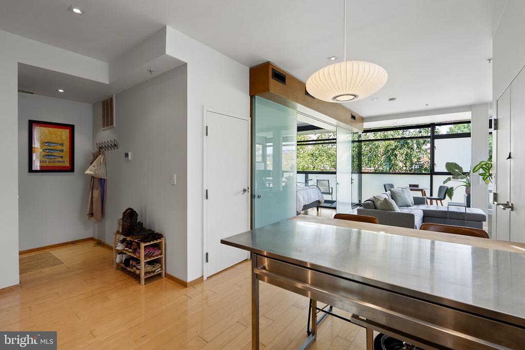 2250 11TH STREET NW Unit: 304