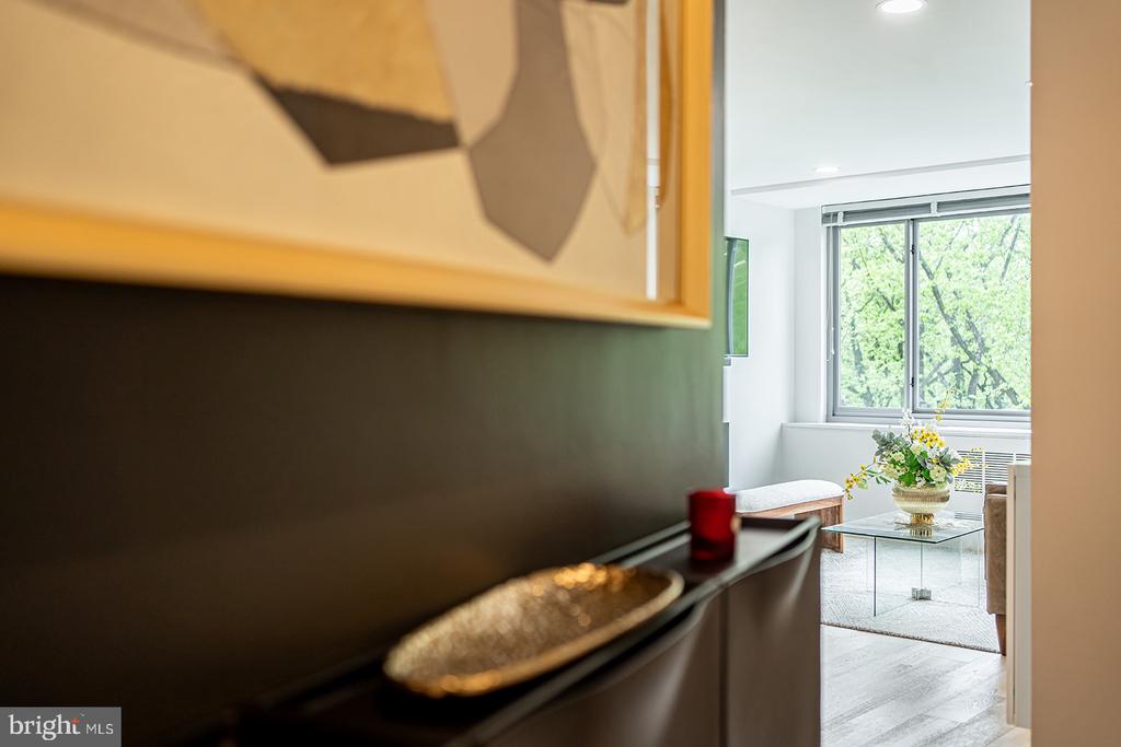 4200 NW CATHEDRAL AVENUE NW Unit: 1005