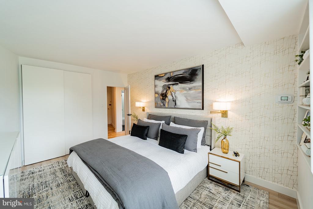 4200 NW CATHEDRAL AVENUE NW Unit: 1005