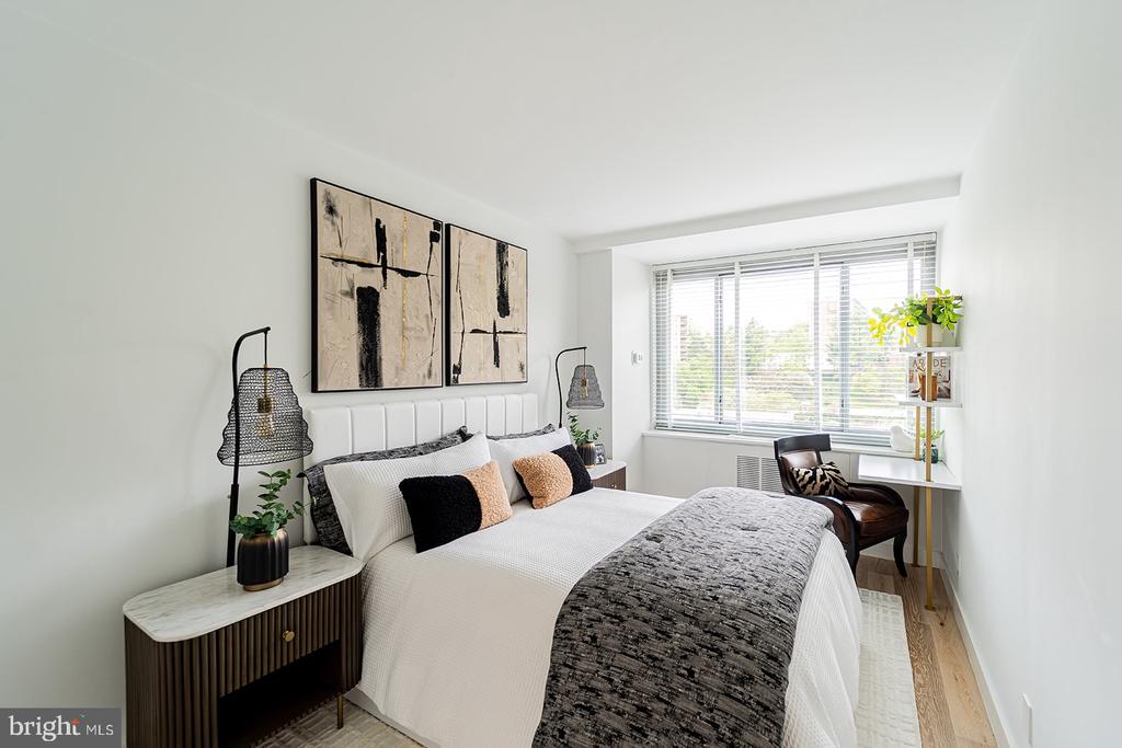 4200 NW CATHEDRAL AVENUE NW Unit: 1005