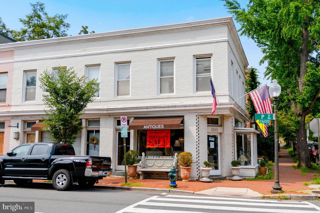 2516 Q STREET NW Unit: Q305