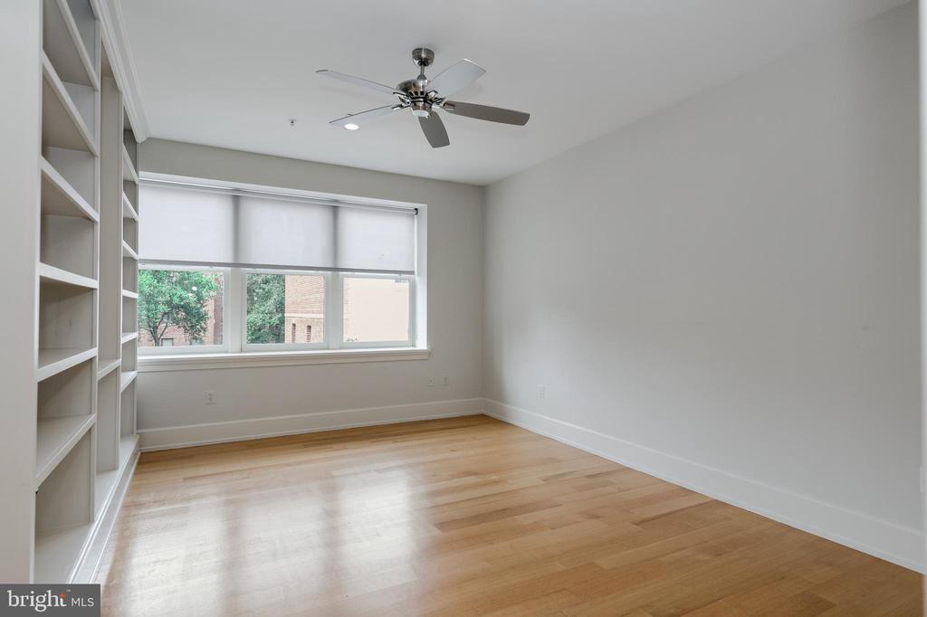 2516 Q STREET NW Unit: Q305