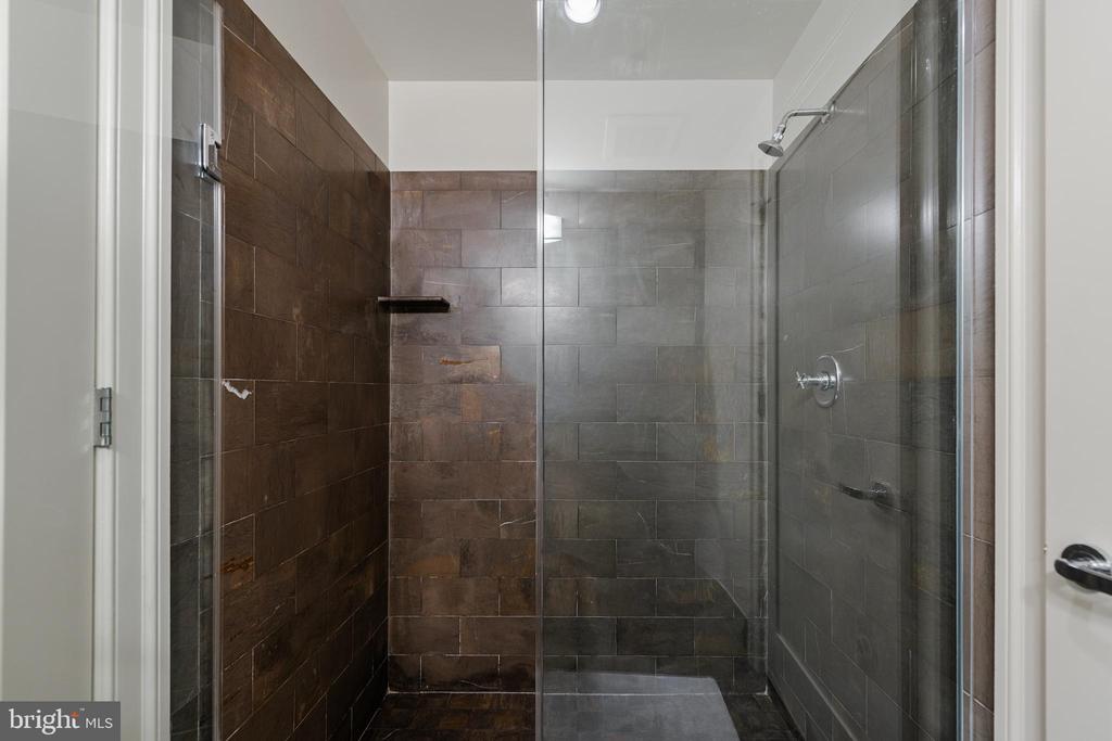 2516 Q STREET NW Unit: Q305