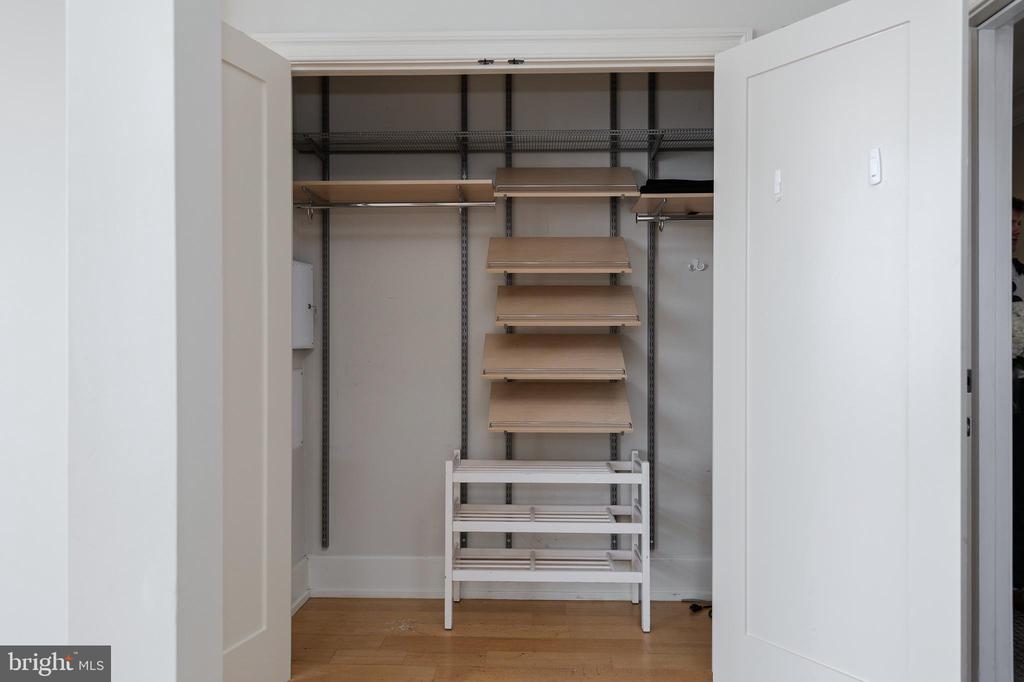 2516 Q STREET NW Unit: Q305