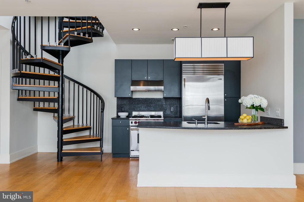 2516 Q STREET NW Unit: Q305
