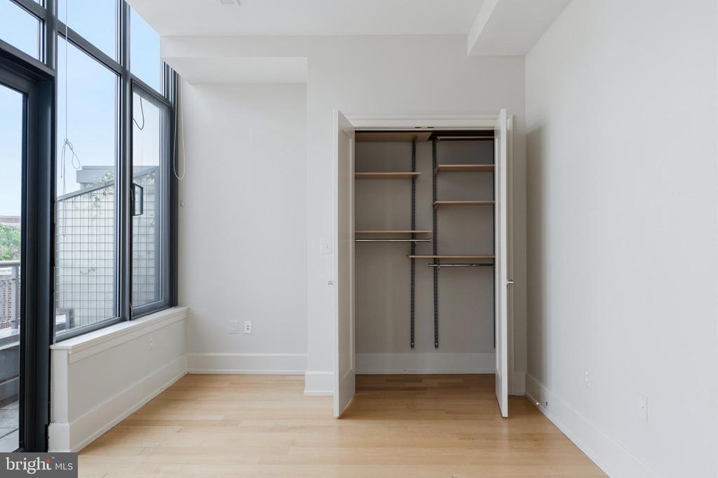 2516 Q STREET NW Unit: Q305
