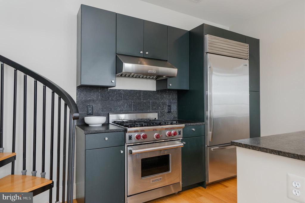 2516 Q STREET NW Unit: Q305
