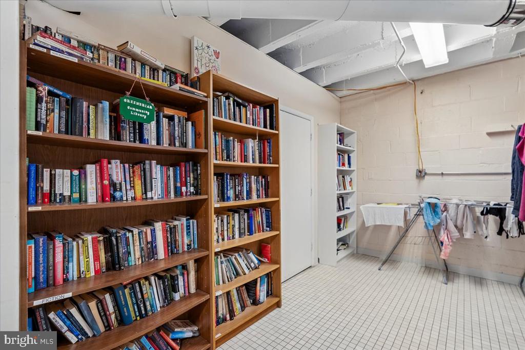 4301 MASSACHUSETTS AVENUE NW Unit: 4011