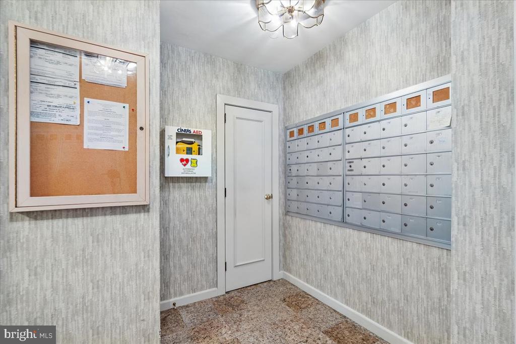 4301 MASSACHUSETTS AVENUE NW Unit: 4011
