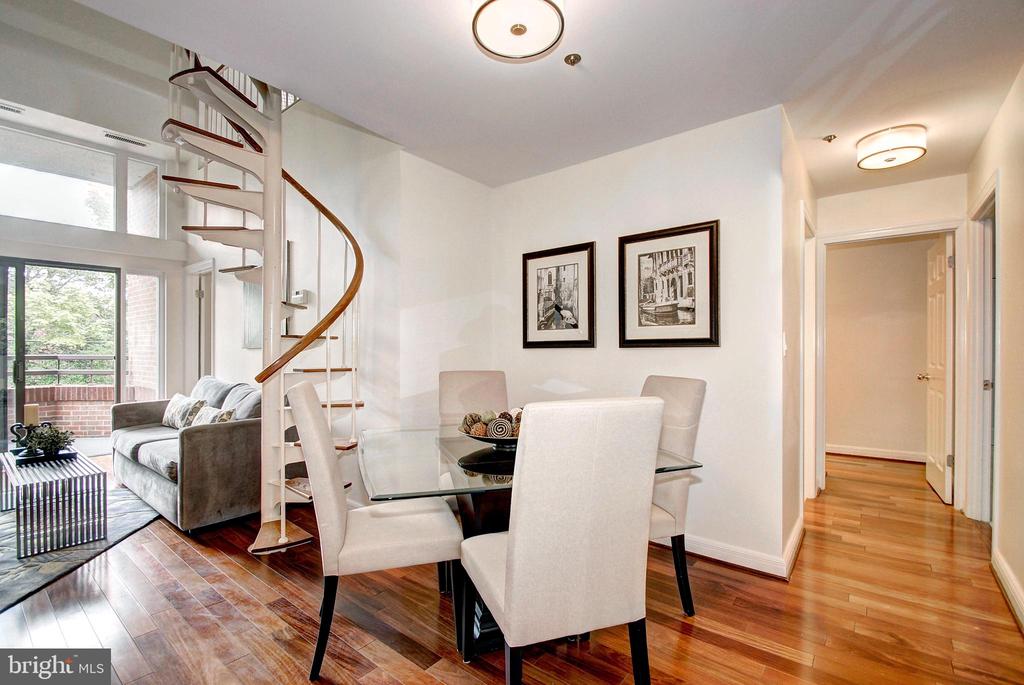 5300 43RD STREET NW Unit: 204